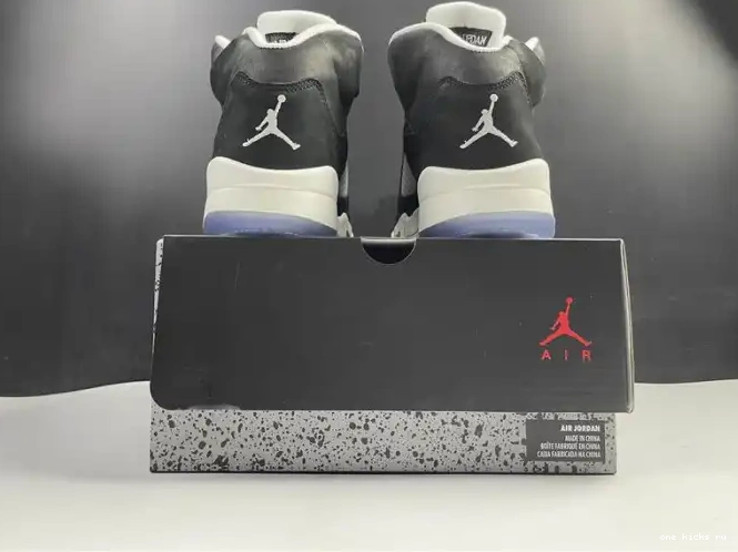 Rep Onekick JORDAN AIR OREO 5 CT4838-011 0405